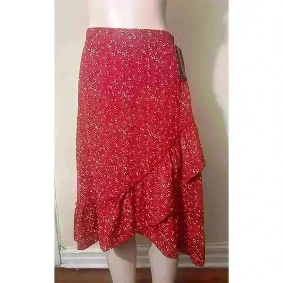 NWT Easy buy Floral Skirt Size M - Picture 3 of 11